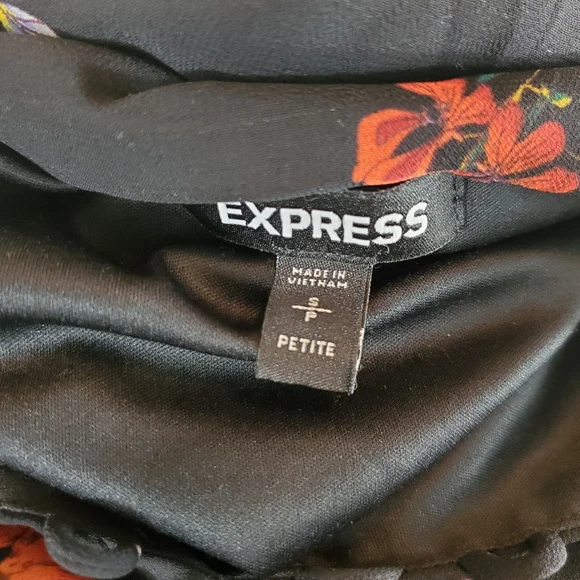 Express Floral Long Sleeve Dress Black Size Petite Small - Picture 5 of 6